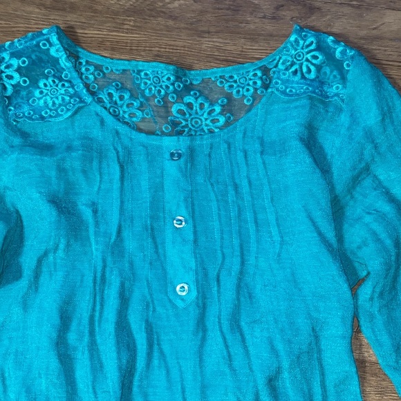 E (hanger) M TOO Teal peasant top. NWOT - Picture 2 of 4